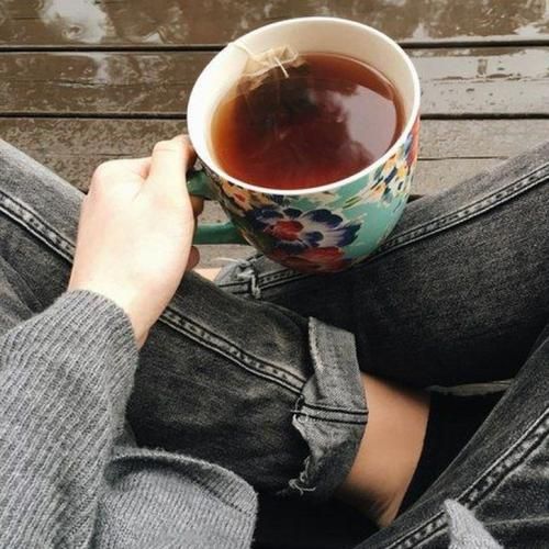  بارون تو میزنه به شیشه تو تبرت میزنه به ریشه