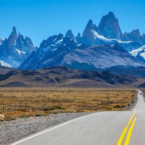 میگه نسل جدید و بستم دیگه اسمم تو پستاشون هشتگ میشه