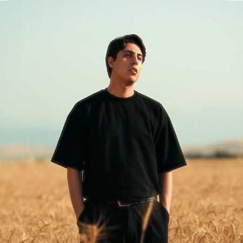 وندار شهزاده ی رویای من کجای این شهری بگو