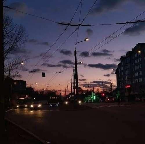 دانلود اهنگ انگار نیومده عاشقی به من بگو قلبت ماله منه