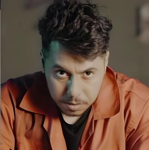 دانلود اهنگ جدید دانوش بنام از غم تو که یه بارم ندیدمت گریه میکنم