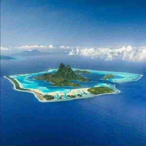 دانلود اهنگ میکنی حالمو خوب رو تنم مونده که بوت